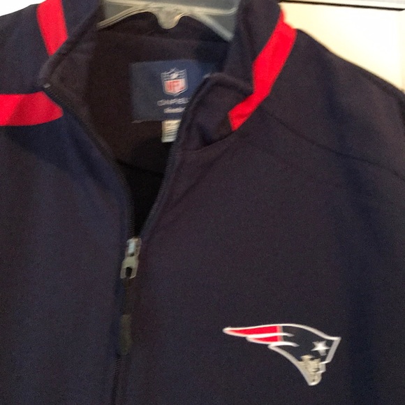 Men’s Reebok NE Patriots full zip jacket - Picture 2 of 10